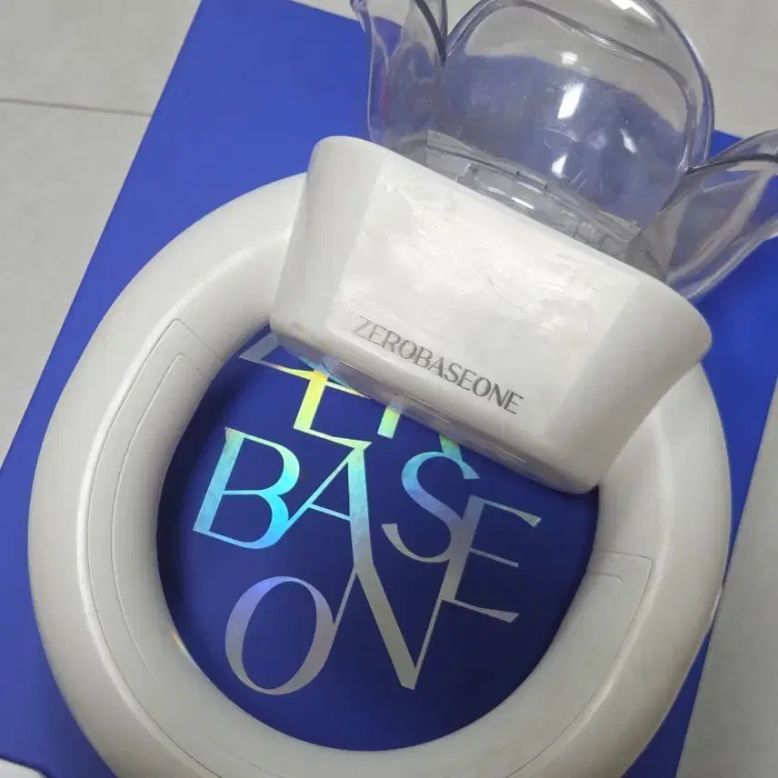 [BUNJANG] ZEROBASEONE ZB1 Official Lightstick / 제로베이스원 응원봉 제로즈봉 로즈봉 양도 zb1 제베원