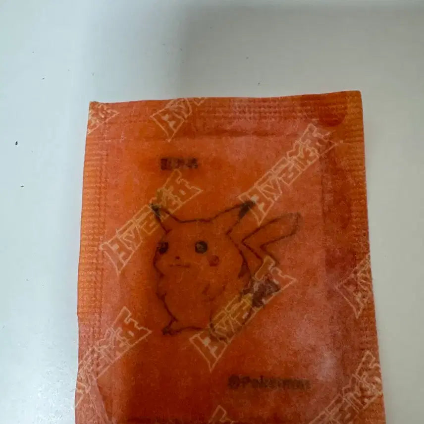 [BUNJANG] Pokemon 30th Anniversary Pikachu &amp; Squirtle Ddibuk Seal / 포켓몬스터 30주년 피카츄,꼬부기 띠부씰