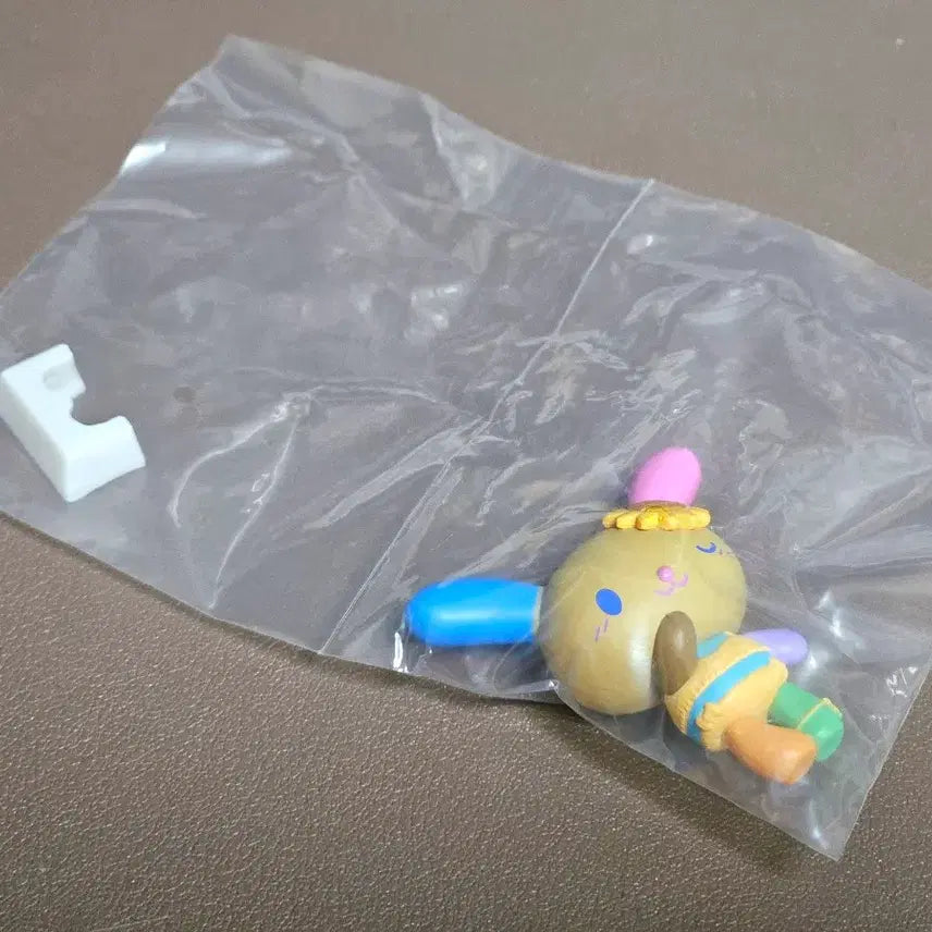 [BUNJANG] Sanrio Tanning Gacha Usahana (Sealed) / (미개봉) 산리오 태닝 가챠 우사하나