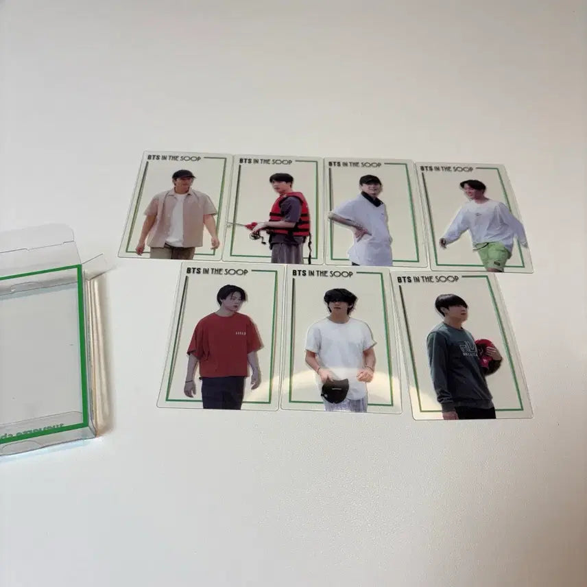 [BUNJANG] BTS In the SOOP Badge POB Photocard Set Acrylic Frame / 방탄소년단 bts 인더숲 뱃지 특전 포카 세트 아크릴 프레임 액자