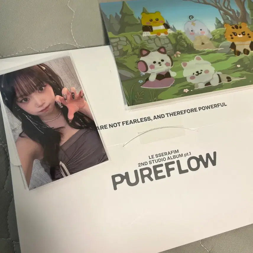[SOLD OUT] 르세라핌 김채원 붐팔라 PUREFLOW 공방포카+슬로건+스티커 세트