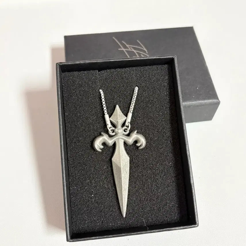 [BUNJANG] Nijisanji Kento Touya Necklace / 니지산지 토가비토 켄모치 토우야 목걸이