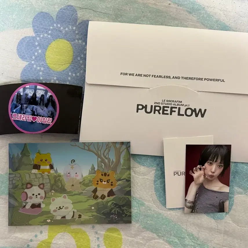 [BUNJANG] LE SSERAFIM Sakura Boom Boom Palooza Studio Photocard, Slogan, and Sticker Bundle Set / 르세라핌 사쿠라 붐팔라 공방포카+슬로건+스티커+컵홀더