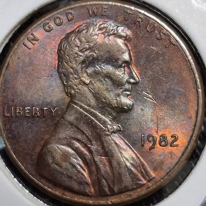 [BUNJANG] 1982 P Mint Lincoln Cent Small Date Zinc Rainbow Toning Coin / 1982년 P미국 링컨 센트 스몰데이터 (작은글자) 아연. 무지개 토닝