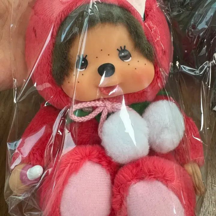 [BUNJANG] Ichigo Strawberry Monchhichi Doll / (할인)딸기 이치고 몬치치(새상품!)
