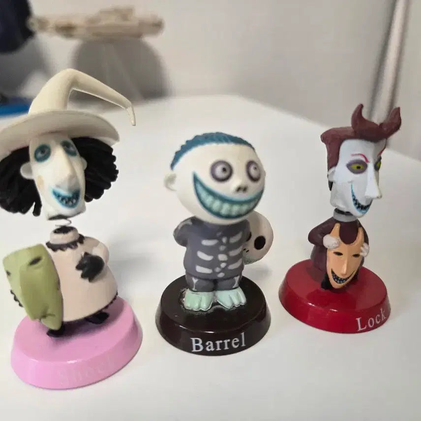 [BUNJANG] The Nightmare Before Christmas Lock, Barrel, and Shock 3-Figure Set / 크리스마스의 악몽 락/배럴/샥 피규어 3종 세트