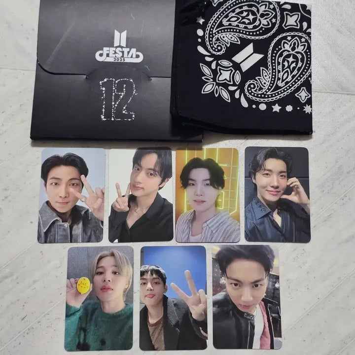[BUNJANG] BTS 2025 Festa ARMY Zone Bandana Photocard Set / BTS 방탄 2025 페스타 아미존 반다나 포카 양도 방탄소년단 아리랑