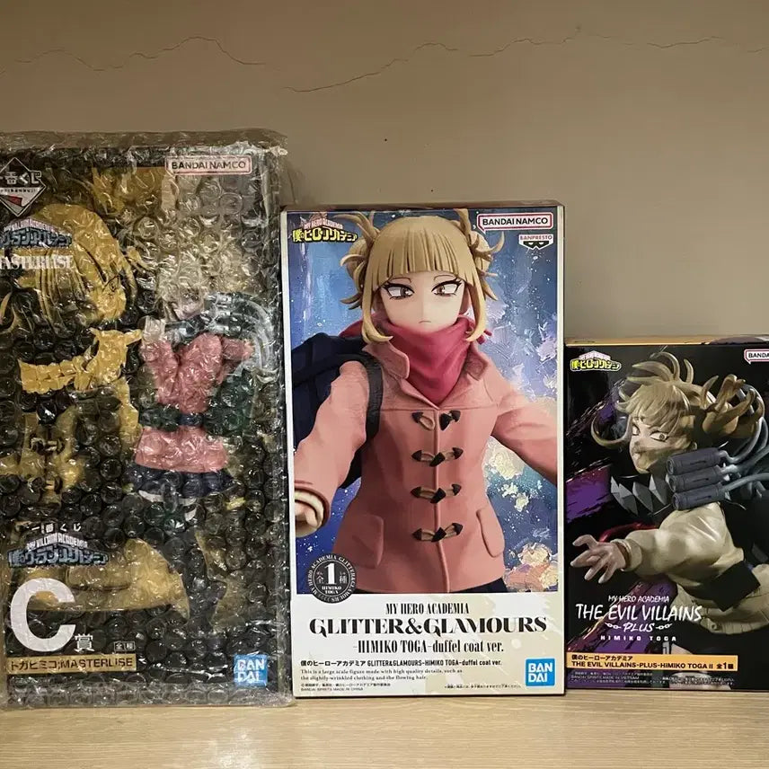[BUNJANG] My Hero Academia Himiko Toga Character Goods Bundle Set (Sealed C Item + 2 Figures) / 미개봉 나히아 토가c + 토가 피규어2개 일괄 세트