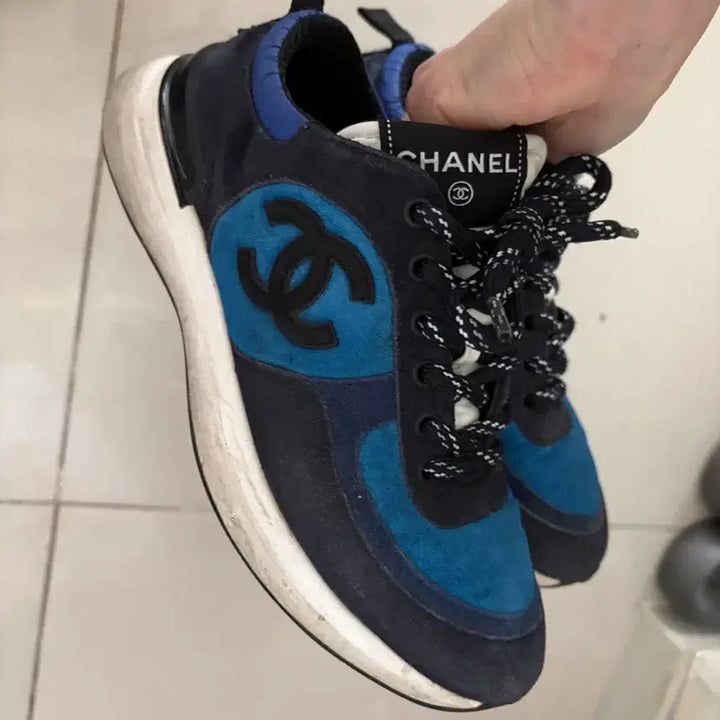 [BUNJANG] Chanel Sneakers Navy/Blue 36.5 / 정품 샤넬 스니커즈 36.5