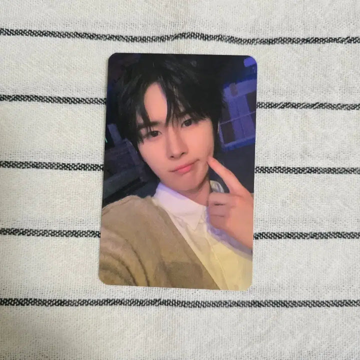[BUNJANG] TWS Last Bell Kyungmin Photocard / 투어스 라스트벨 경민포카