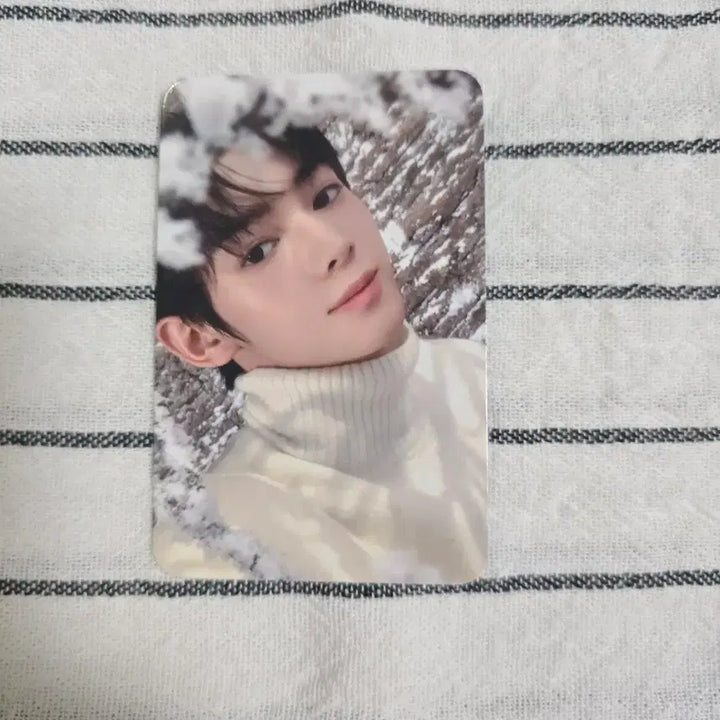 [BUNJANG] TWS Last Bell Soundwave HanJin Photocard / 투어스 라스트벨 사운드웨이브 한진 포카