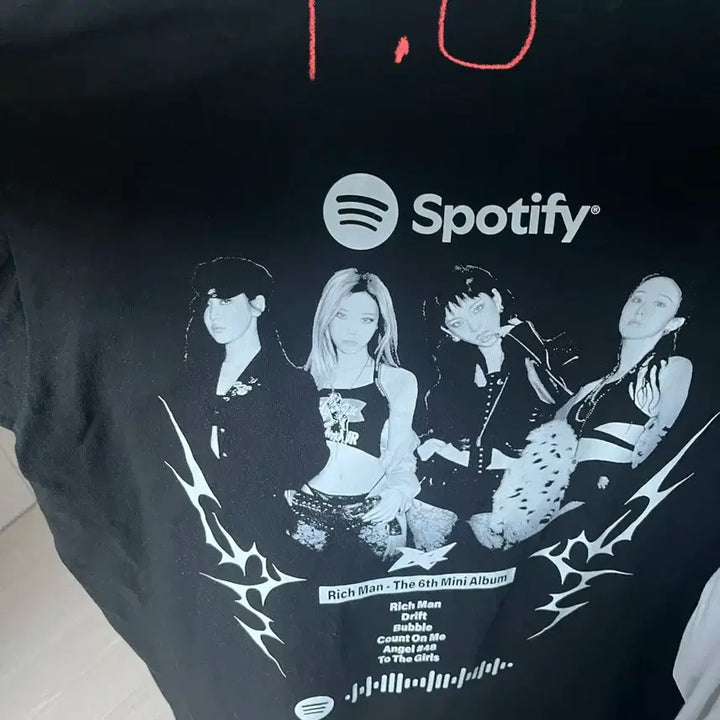 [BUNJANG] Aespa Richman Pop-Up Limited Edition Karina Winter T-Shirt / (수수료포함) 에스파 리치맨 팝업 한정 카리나 윈터 티셔츠 판매