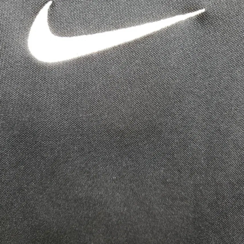 [BUNJANG] Nike Dri-FIT Short Sleeve Crew Neck T-Shirt Size 110 / 나이키 드라이핏 반팔 라운드티 110사이즈 k854