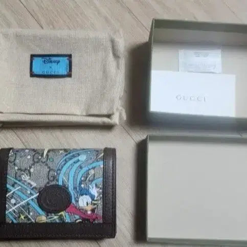 [BUNJANG] Gucci x Disney Donald Duck Card Holder Wallet / 구찌 디즈니 도날드덕 카드지갑 반지갑 풀구성