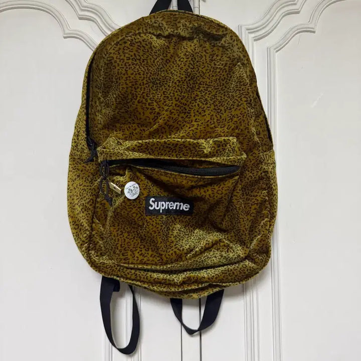 [BUNJANG] Supreme Velvet Backpack Leopard / (새상품/가격 내림 없어요) 슈프림 벨벳 백팩 레오파드
