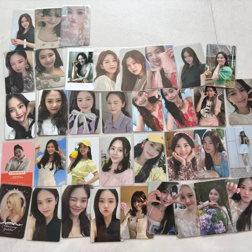 [BUNJANG] OH MY GIRL Hyojung Photocard Bundle Set / 오마이걸 효정 포카 양도 앨포 미공포 특전