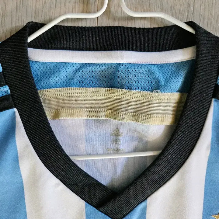 [BUNJANG] Adidas Argentina National Team 2011 Jersey Size 95 M / 2011 아르헨티나 국가대표 아디다스 유니폼 95 M
