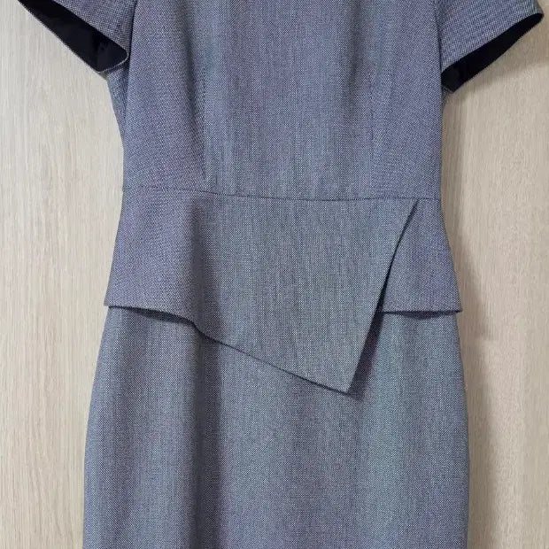 [SOLD OUT] (거의새것) 테드베이커 런던 여름 원피스