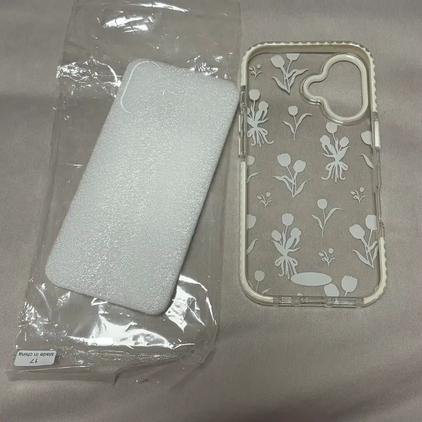 [BUNJANG] iPhone 17 Tulip Jelly Case / (새상품)아이폰17 튤립 케이스
