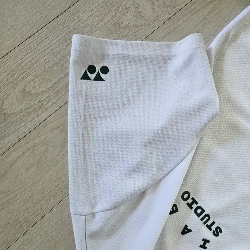 [BUNJANG] YONEX x yh YHAH STUDIO Game Shirt White Green XL / 요넥스 x 아이앱 스튜디오 게임 셔츠 화이트 그린 (XL)