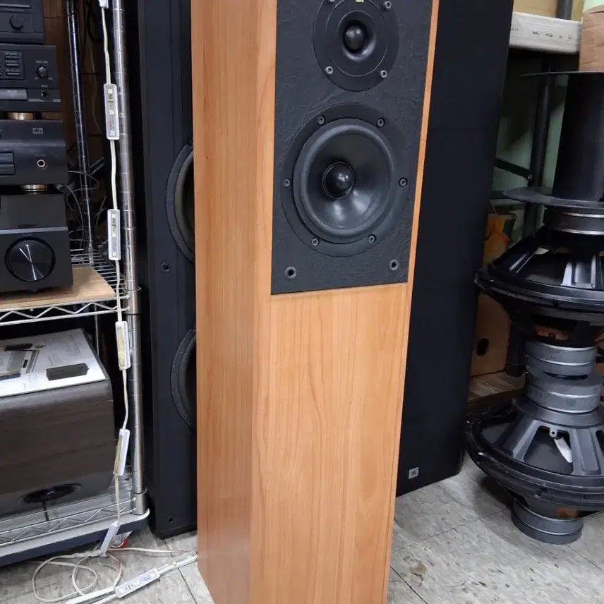 [BUNJANG] KEF CRESTA3 Vintage Floorstanding Speakers / 영국 KEF CRESTA3 빈티지 톨보이 스피커