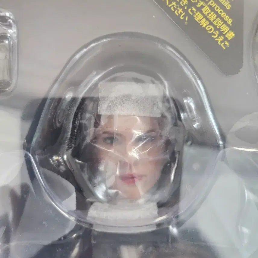 [BUNJANG] Hot Toys Marvel Black Widow 1/6 Scale Figure / 핫토이 마블 블랙위도우 1/6 피규어 단순확인개봉 새상품