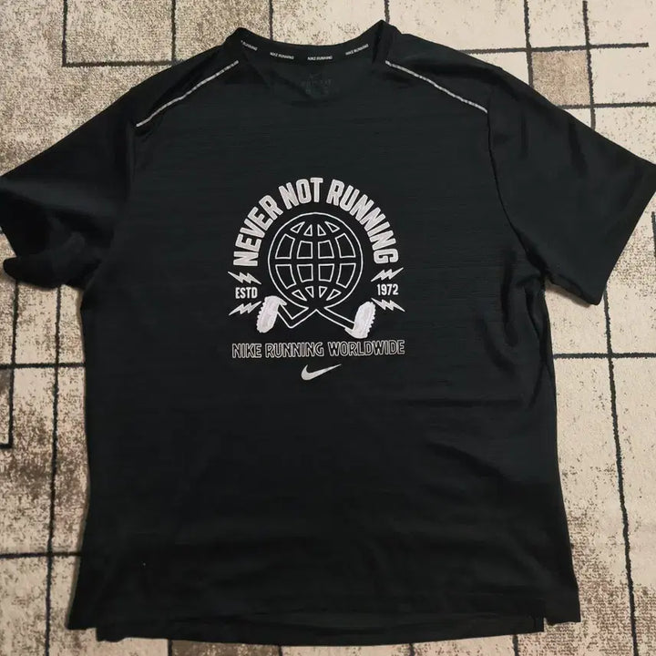 [BUNJANG] Nike Running Dri-FIT Short Sleeve T-Shirt Black XXL / 나이키 러닝 런닝 드라이핏 반팔티 블랙 105