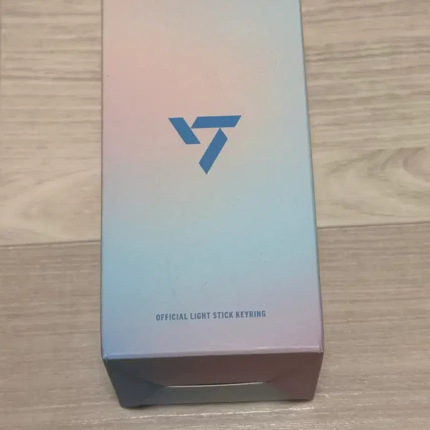 [BUNJANG] SEVENTEEN SEVENTEEN Light Stick Keyring Version 2 / 세븐틴 응원봉 키링 버전2 새상품 양도