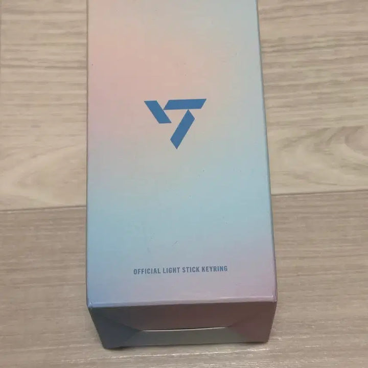 [BUNJANG] SEVENTEEN SEVENTEEN Light Stick Keyring Version 2 / 세븐틴 응원봉 키링 버전2 새상품 양도