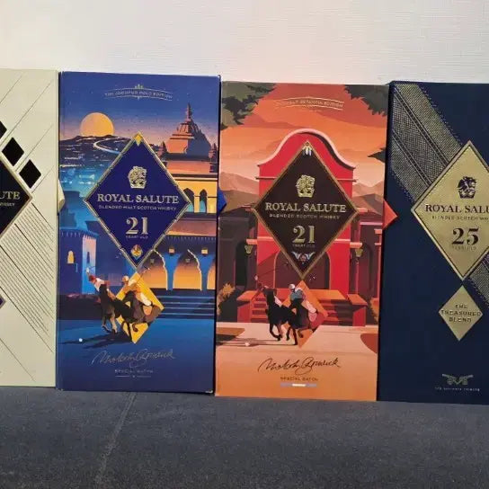 [BUNJANG] Royal Salute 21 Year &amp; 23 Year Old Whisky Empty Bottles with Cases Bundle / 로얄살루트 위스키 공병 일괄