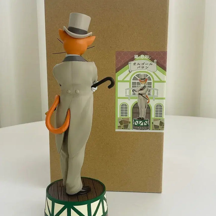 [BUNJANG] Studio Ghibli The Cat Returns Baron Music Box Figure + Poster / 지브리 고양이의보은 바론 오르골 피규어 + 포스터
