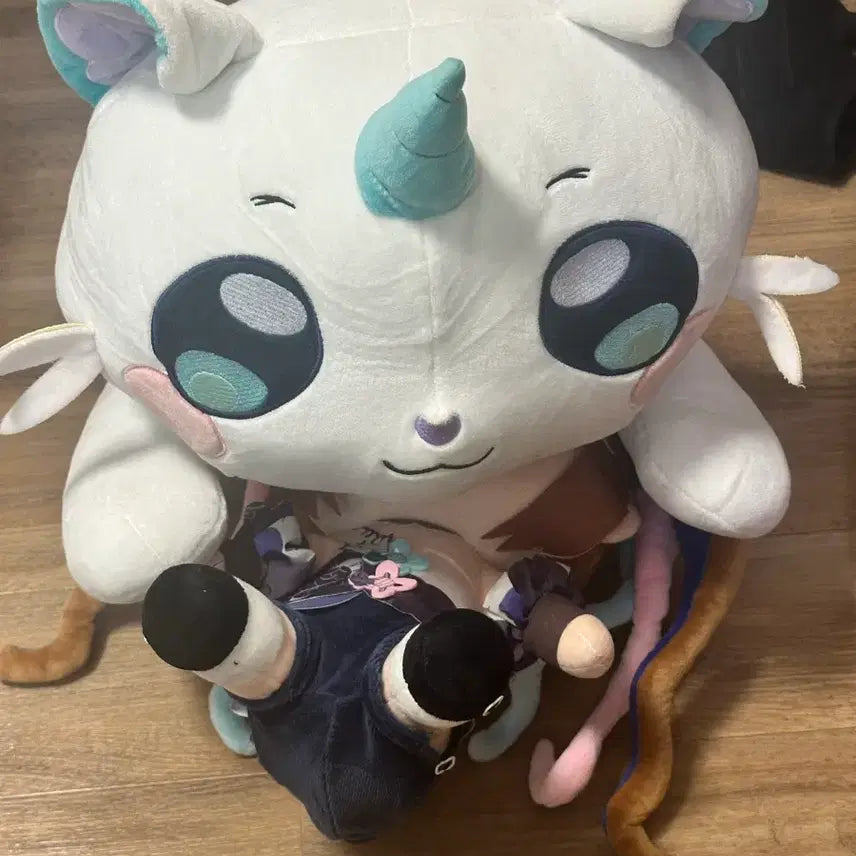 [BUNJANG] YUNI Birthday Party First Pop-up Goods Plush Doll / 유니 생일파티 첫 팝업 굿즈 인형