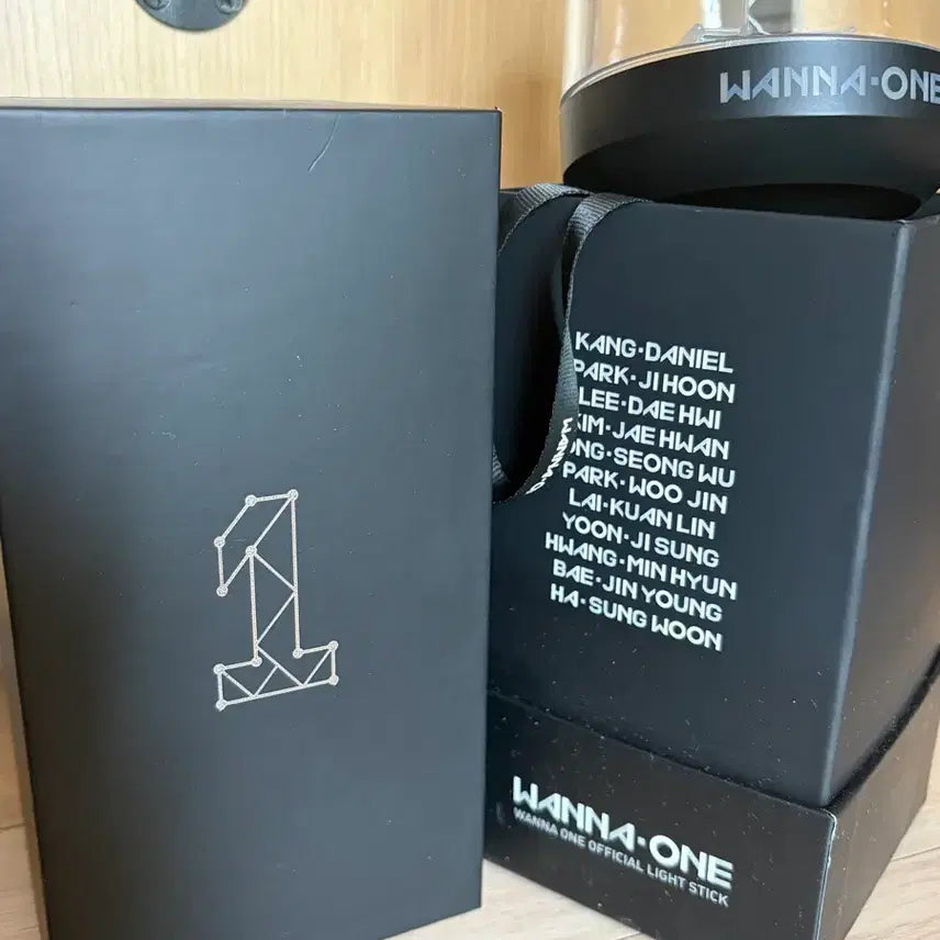 [BUNJANG] Wanna One Official Lightstick Full Box / 워너원 공식 응원봉 풀박스