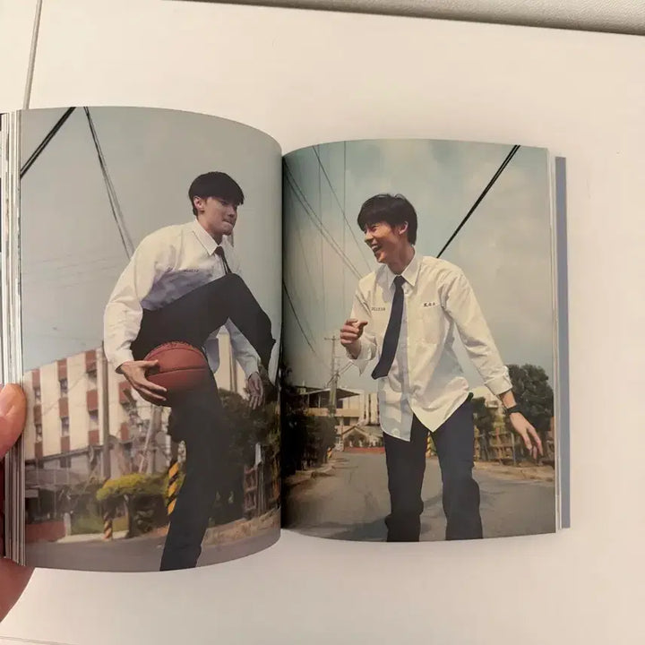 [BUNJANG] Greg Hsu Sincerely Yours Photobook / 상견니 허광한 사진 모음집 책
