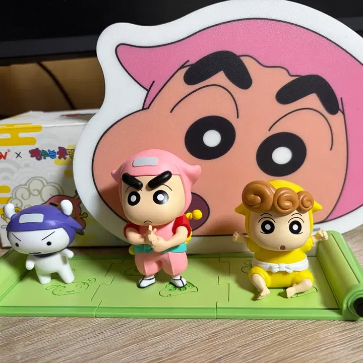 [BUNJANG] Crayon Shin-chan Ninja Robot Kabuto Ver. Mousepad &amp; Figure Bundle Set / 급처) 짱구 닌자배꼽수비대 피규어 마우스패드 일괄