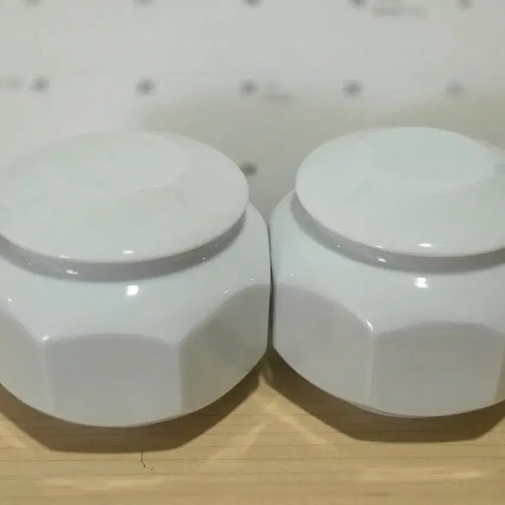 [BUNJANG] Wooyil Ceramic Silver Coin Jar (Set of 2) / 우일요 은전 단지 2개