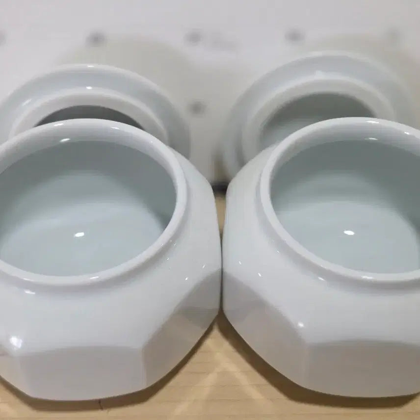 [BUNJANG] Wooyil Ceramic Silver Coin Jar (Set of 2) / 우일요 은전 단지 2개