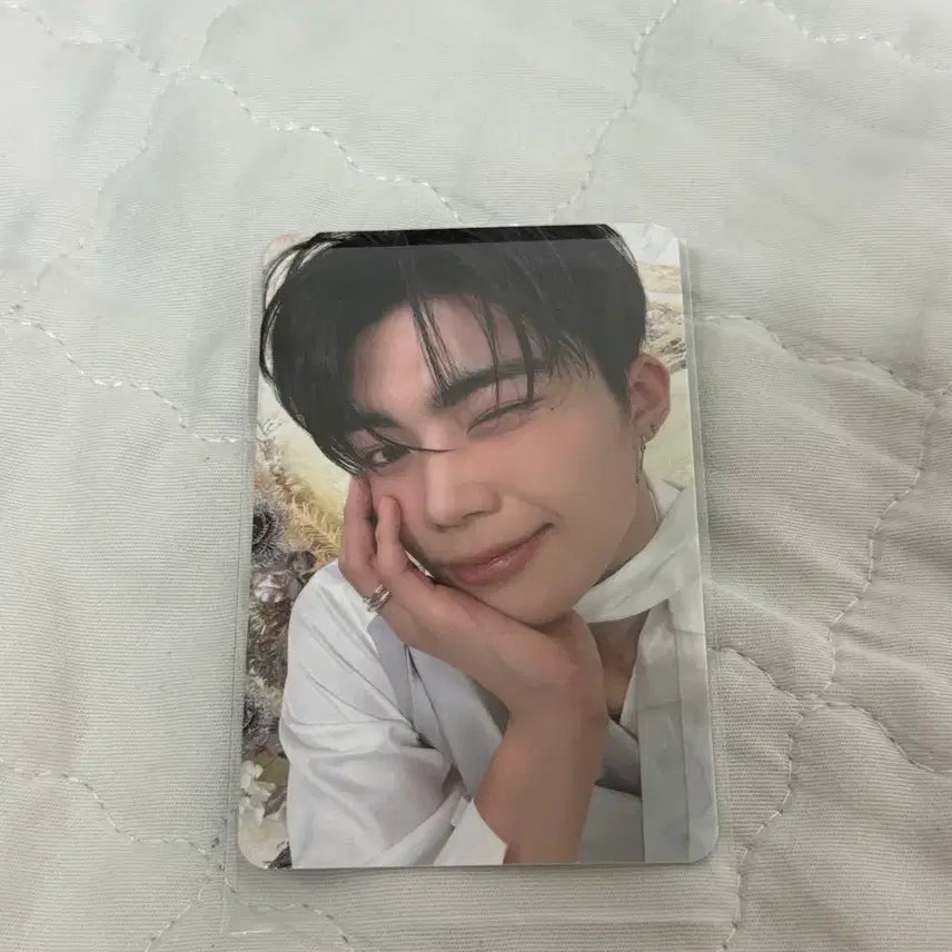 [BUNJANG] ZB1 Gunwook Photocard / 제베원 건욱 포카