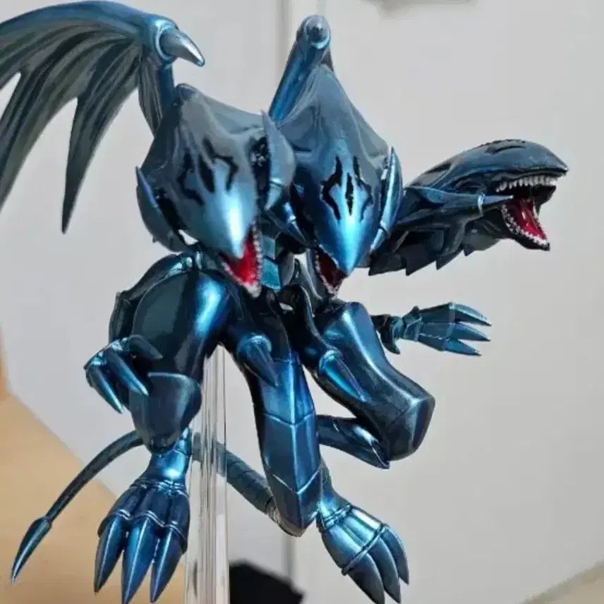 [BUNJANG] Equal Arts Yu-Gi-Oh! Blue-Eyes White Dragon Chrome Plated Figure / 유희왕 궁극의 푸른눈의 백룡 피규어 크롬도색