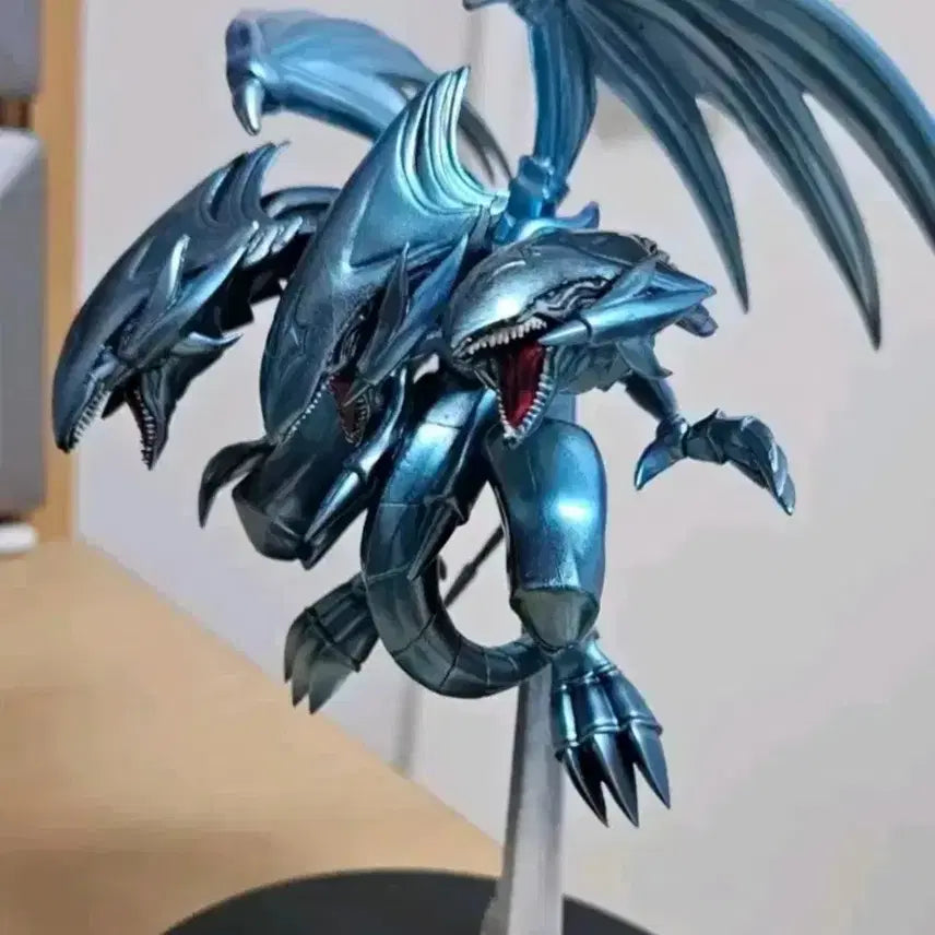 [BUNJANG] Equal Arts Yu-Gi-Oh! Blue-Eyes White Dragon Chrome Plated Figure / 유희왕 궁극의 푸른눈의 백룡 피규어 크롬도색