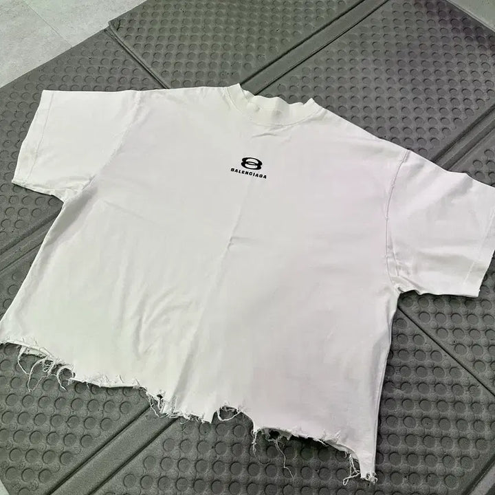 [SOLD OUT] 발렌시아가 디스 티셔츠 화이트 (3)