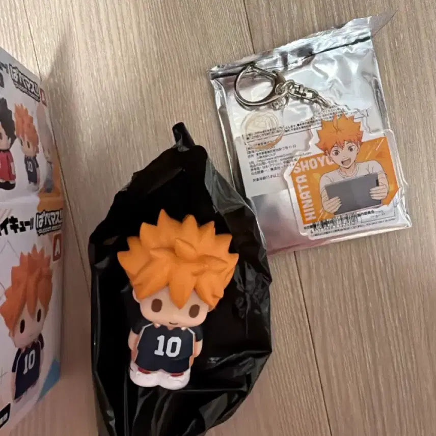 [BUNJANG] Haikyuu!! Hinata Shoyo Pop Up Parade Figure &amp; Acrylic Keychain Set / 하이큐 히나타 파페마스 피규어 및 아크릴키링