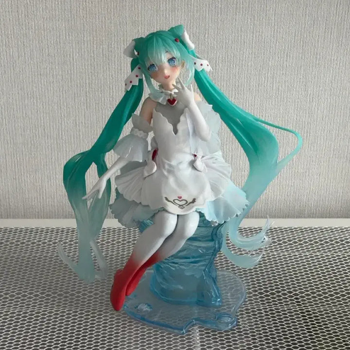 [BUNJANG] Clione Hatsune Miku Figure / 클리오네 미쿠 / 미쿠 피규어