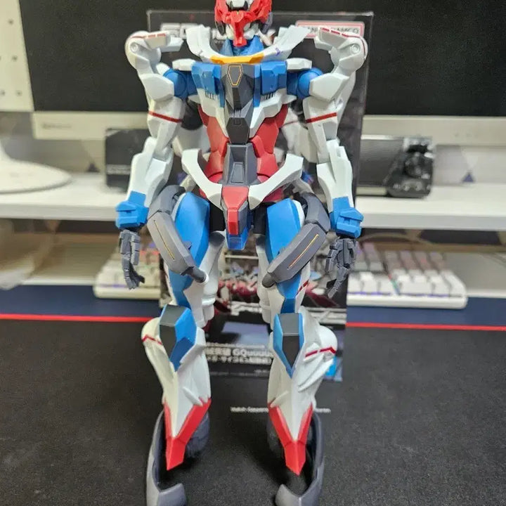 [BUNJANG] Banpresto G.M.G. Gquuux Limited Edition White Gundam Figure / 반프레스토 지쿠악스 한계돌파 하얀 건담 팝니다