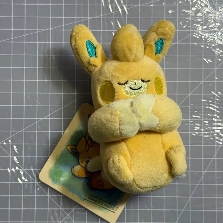 [BUNJANG] Pokemon Center Sleeping Pamot Doll / 포켓몬센터 잠자는 빠모트 인형