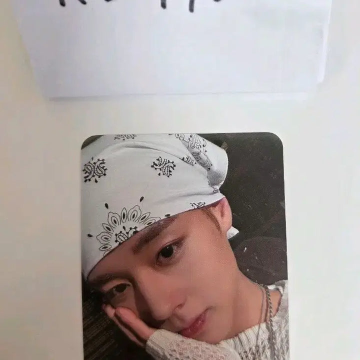 [BUNJANG] Park Jihoon "FLIVE Bandana" Photocard / 박지훈 플브 반다나 포카 양도