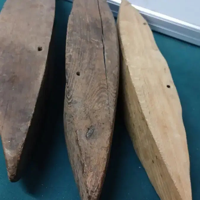 [BUNJANG] Wooden Weaving Shuttle (Antique Tool) / 베짤때쓰는도구 베북(민속품)