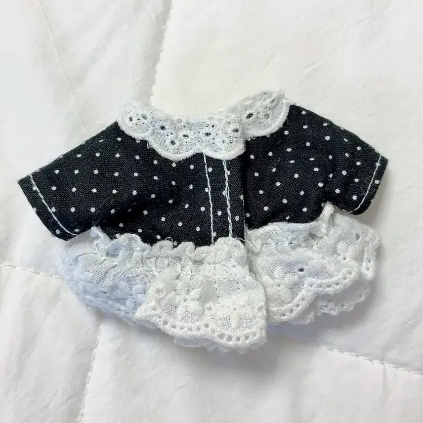 [BUNJANG] 12cm Doll Clothes: Black Polka Dot Strawberry Lace Dress / 12cm 누이구루미 인형옷 블랙 도트 딸기 레이스 원피스