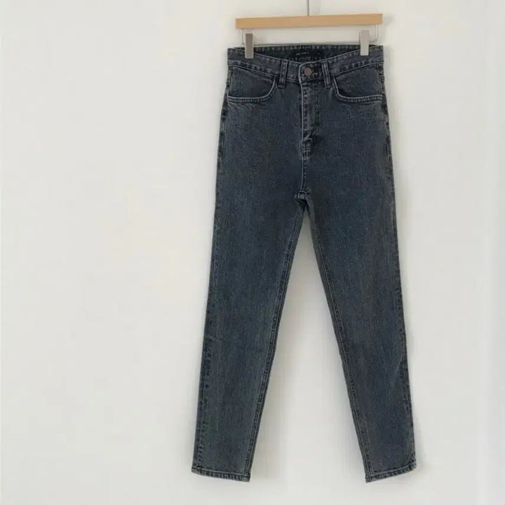 [SOLD OUT] 코드유 데님 청바지 타낫