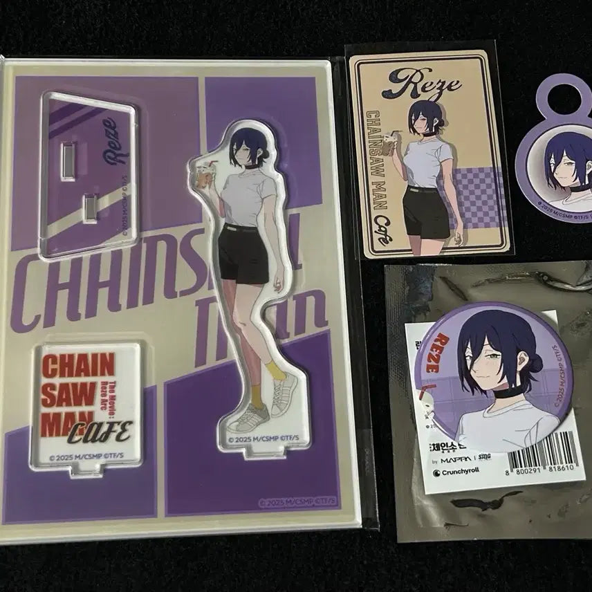 [BUNJANG] Chainsaw Man Cafe Lege Pop-up Store Acrylic Stand &amp; Can Badge Set (POB, Sealed) / 체인소맨 카페 레제 팝업스토어 아크릴 스탠드 캔뱃지 특전 미개봉
